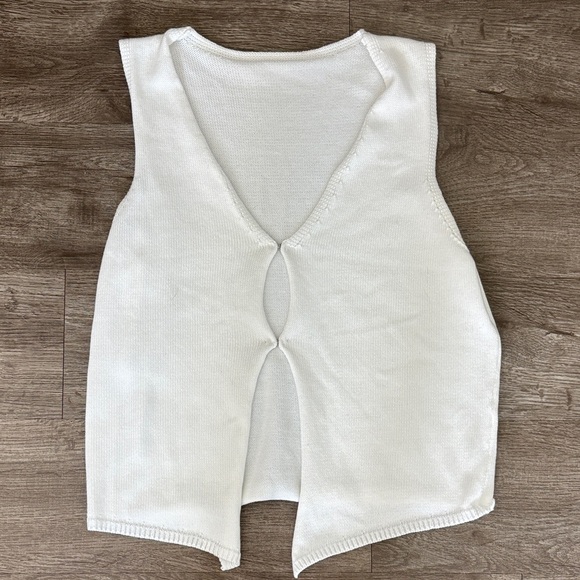 Amazon Tops - Amazon White Knit Sleeveless Button-Detail Vest